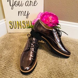 Franco Sarto metallic shoes size 8